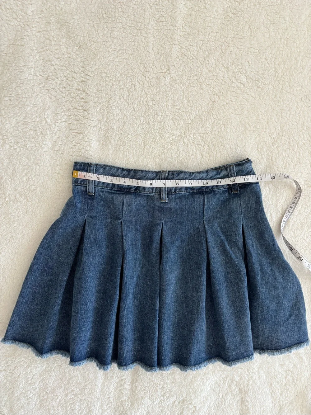 Cider Denim Pleated Mini Skirt Blue Wash, Distressed Raw Hem, Side Zip, Size M